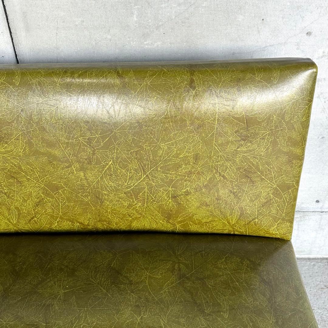 ✦1960-1970✦ 昭和レトロ 木製脚 ミッドセンチュリー ２人掛けソファー