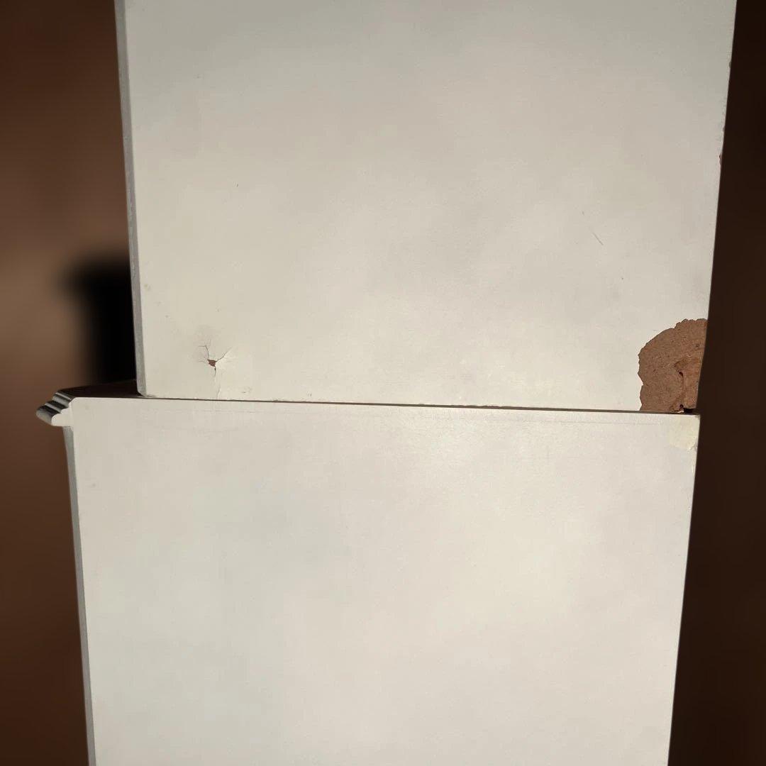 ☆シャビーシックなスタイルの木製コーナーキャビネット