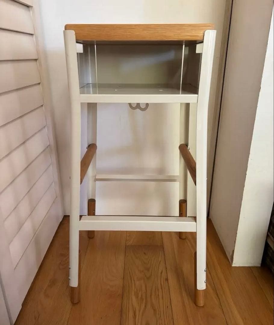 MOMAdesign サイドテーブル