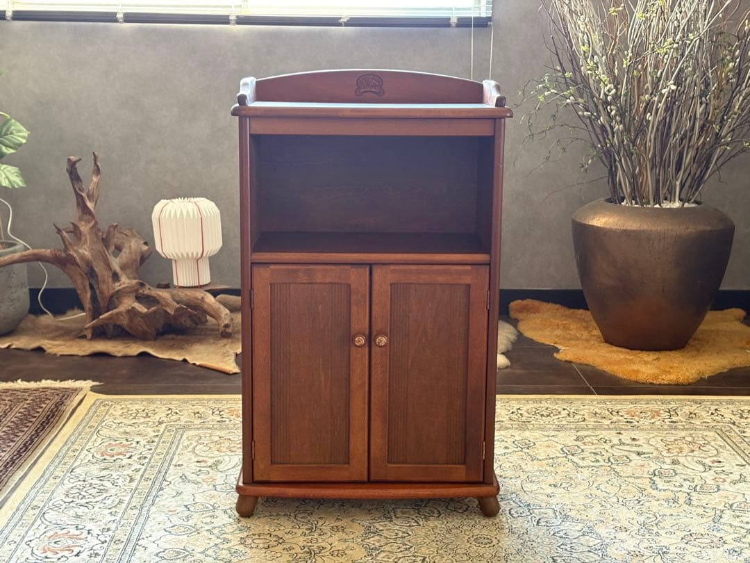 サイドボード　アケボノ家具　クラシック　観音開き　レトロ　リビング収納　IZ