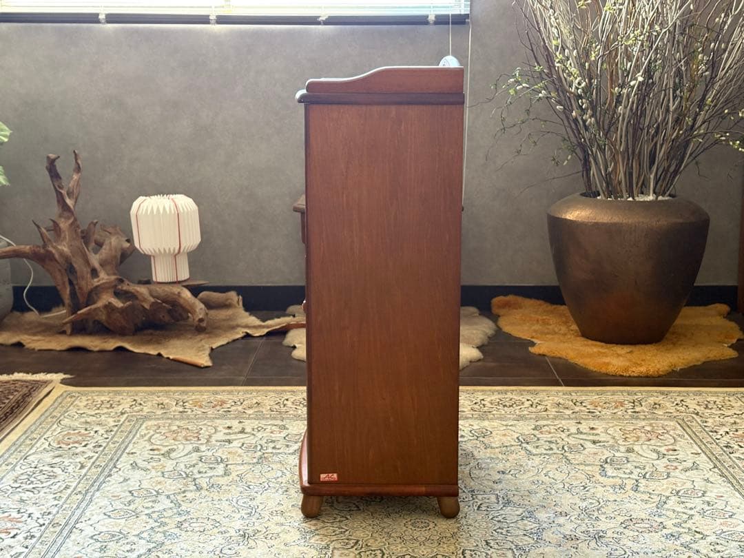 サイドボード　アケボノ家具　クラシック　観音開き　レトロ　リビング収納　IZ