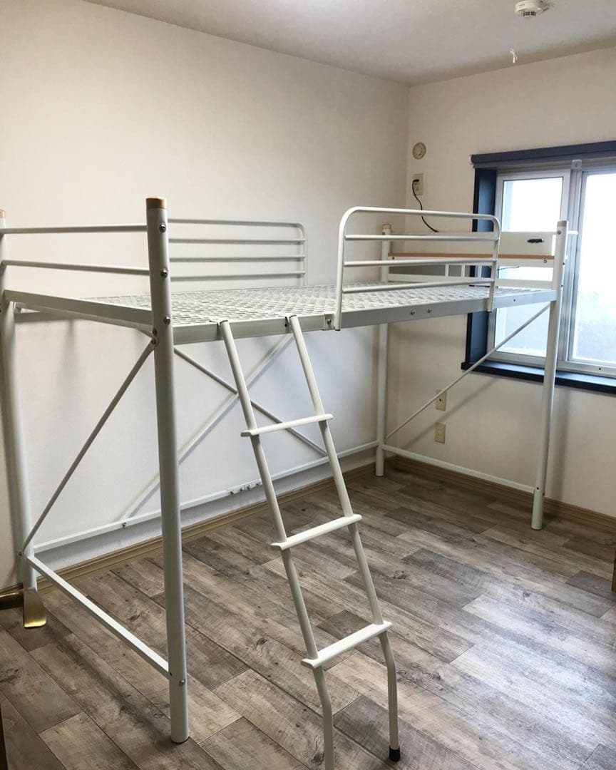 ホワイト スチール製 ロフトベッド シングル