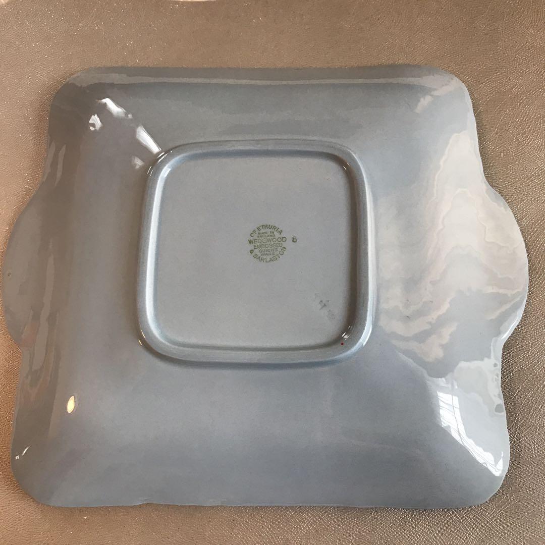 ウエッジウッド　アンティーク　エンボスドクイーンズウエア　スクエアプレート