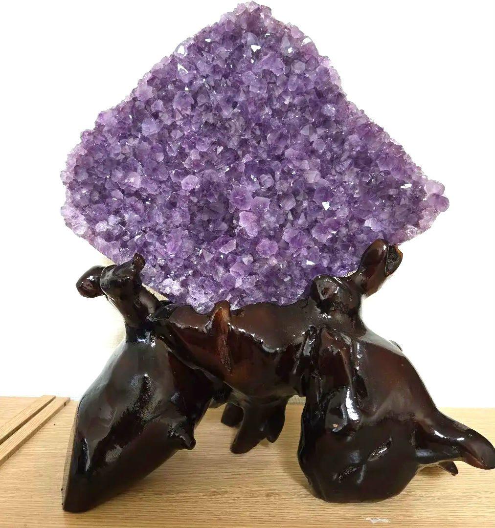 値下中_天然アメジストクラスタ[水晶サイズ] 横約26cm × 縦約20cm台座