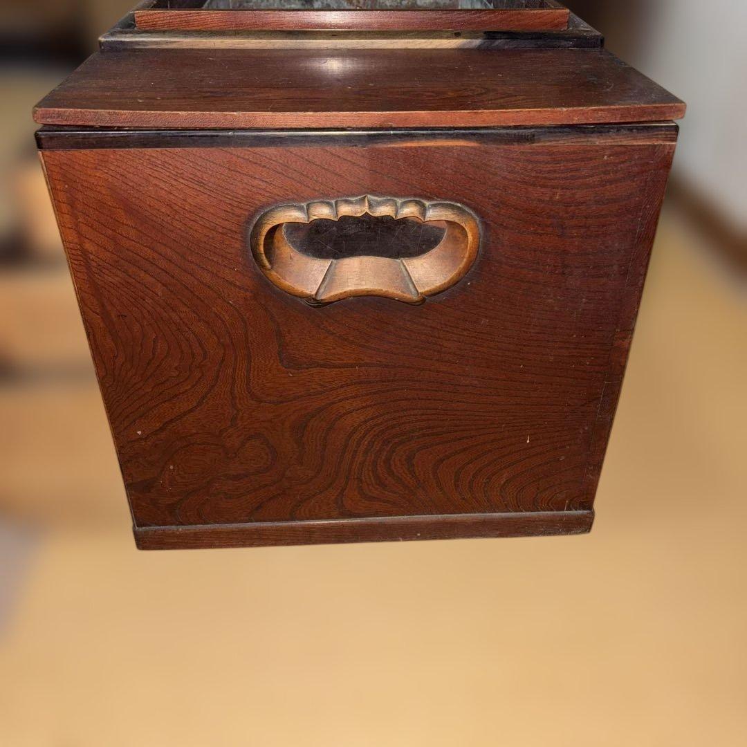 長火鉢　関東火鉢引き出し付き、龍文堂造り五徳セット