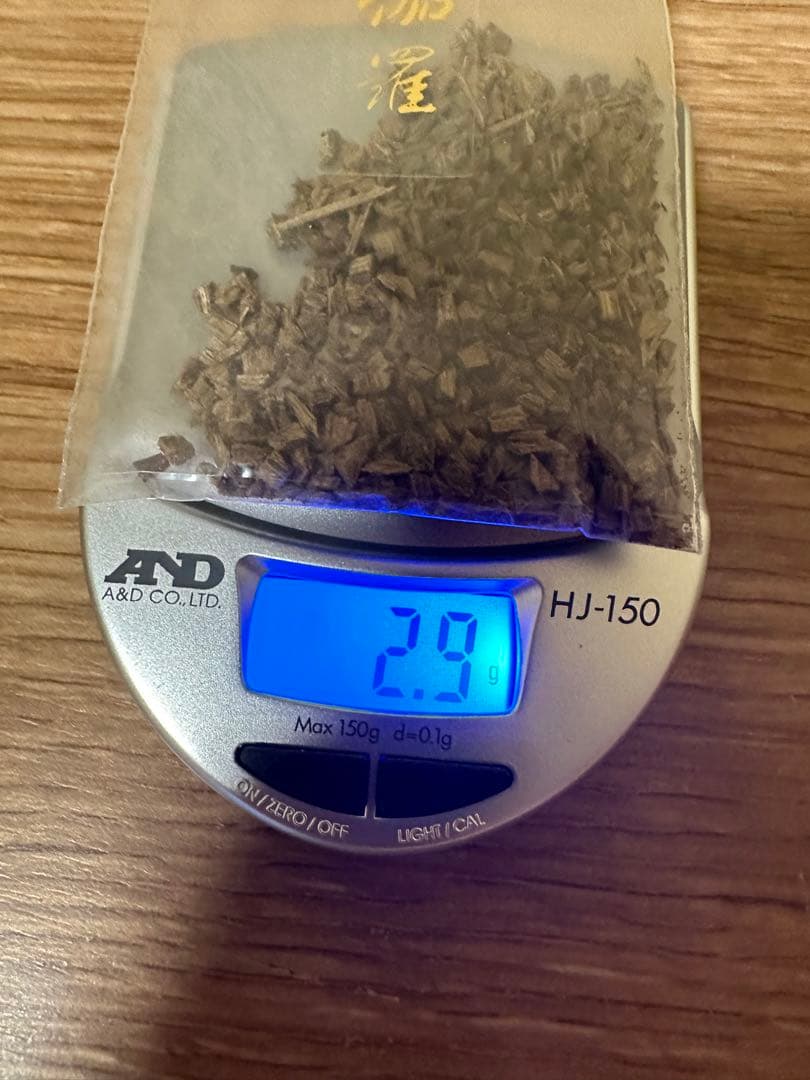 伽羅/玉初堂/2.9g・伽羅/3.7g・沈香/玉初堂/7.6g・沈香/1.2g