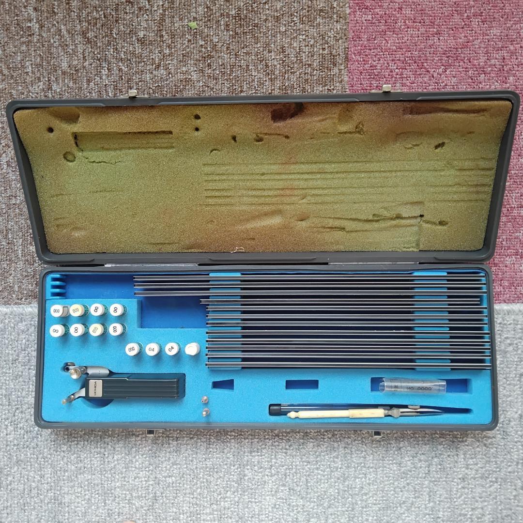 UCHIDA 製図テンプレートレタリングセット 収納ケース付き