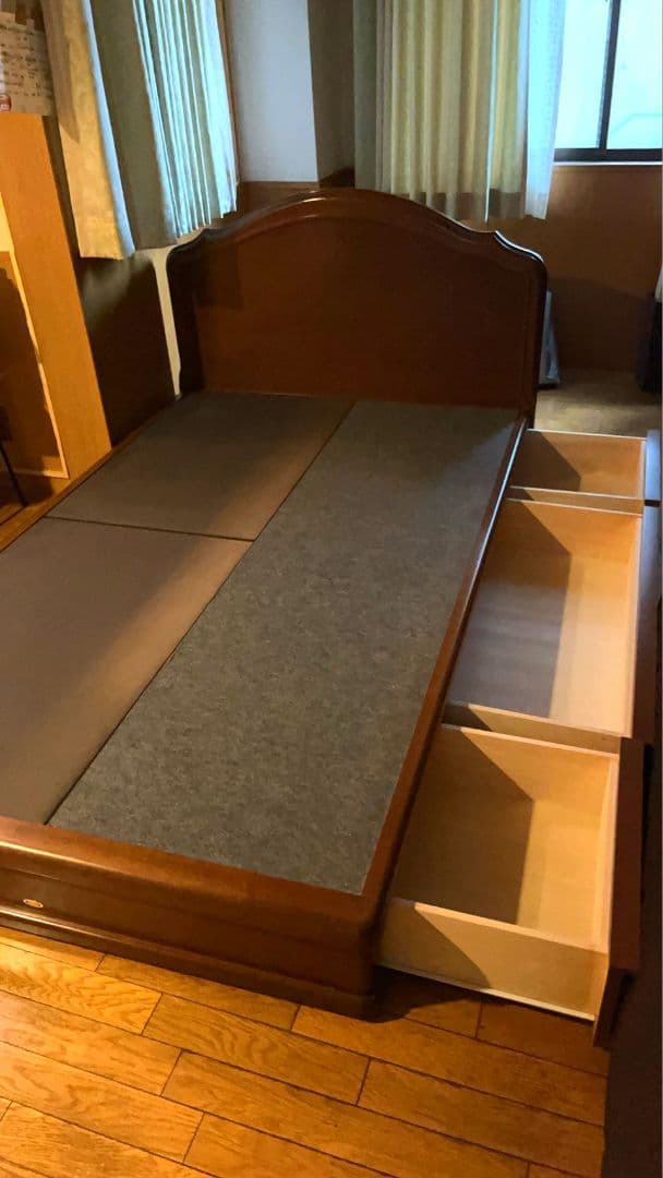 シモンズベット　セミダブル　引き出し収納