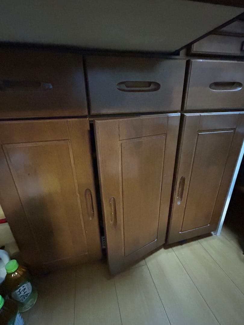 木製ブラウン食器棚 ガラス扉付き セット