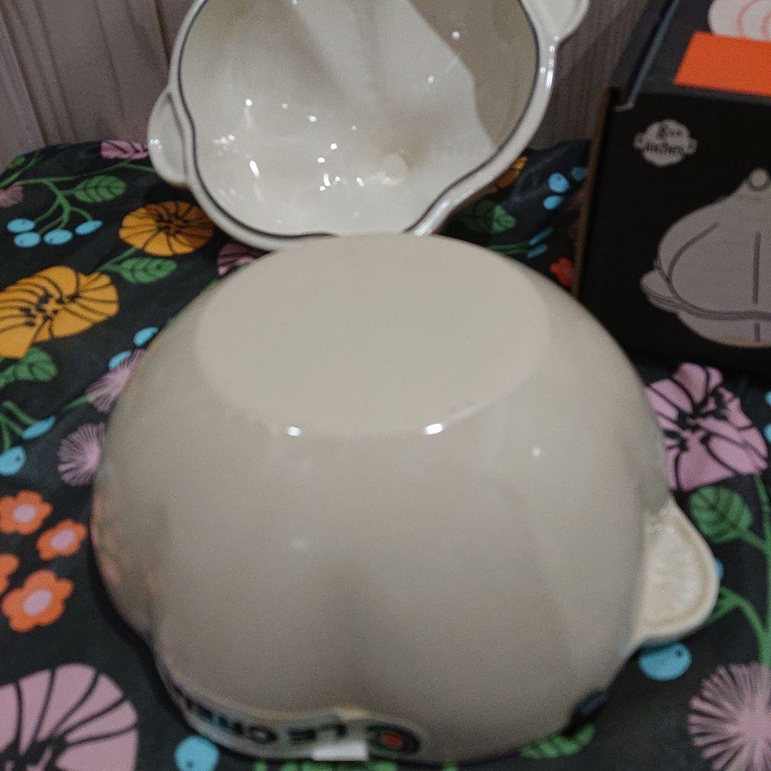 レア 新品 LE CREUSET ガーリック ココット デューン 22cm - メルカリ