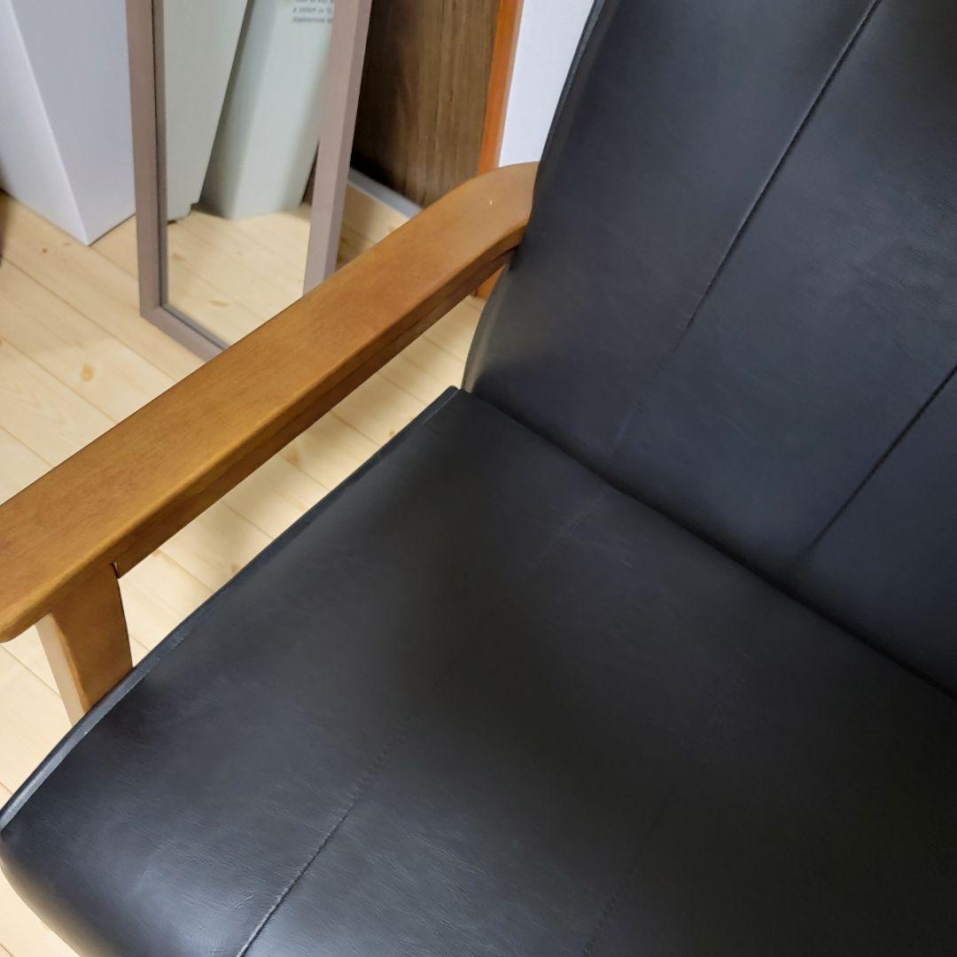 ソファー 幅128cm 二人掛け 2人用 レザー調 ひじ掛け 木製 合成皮革