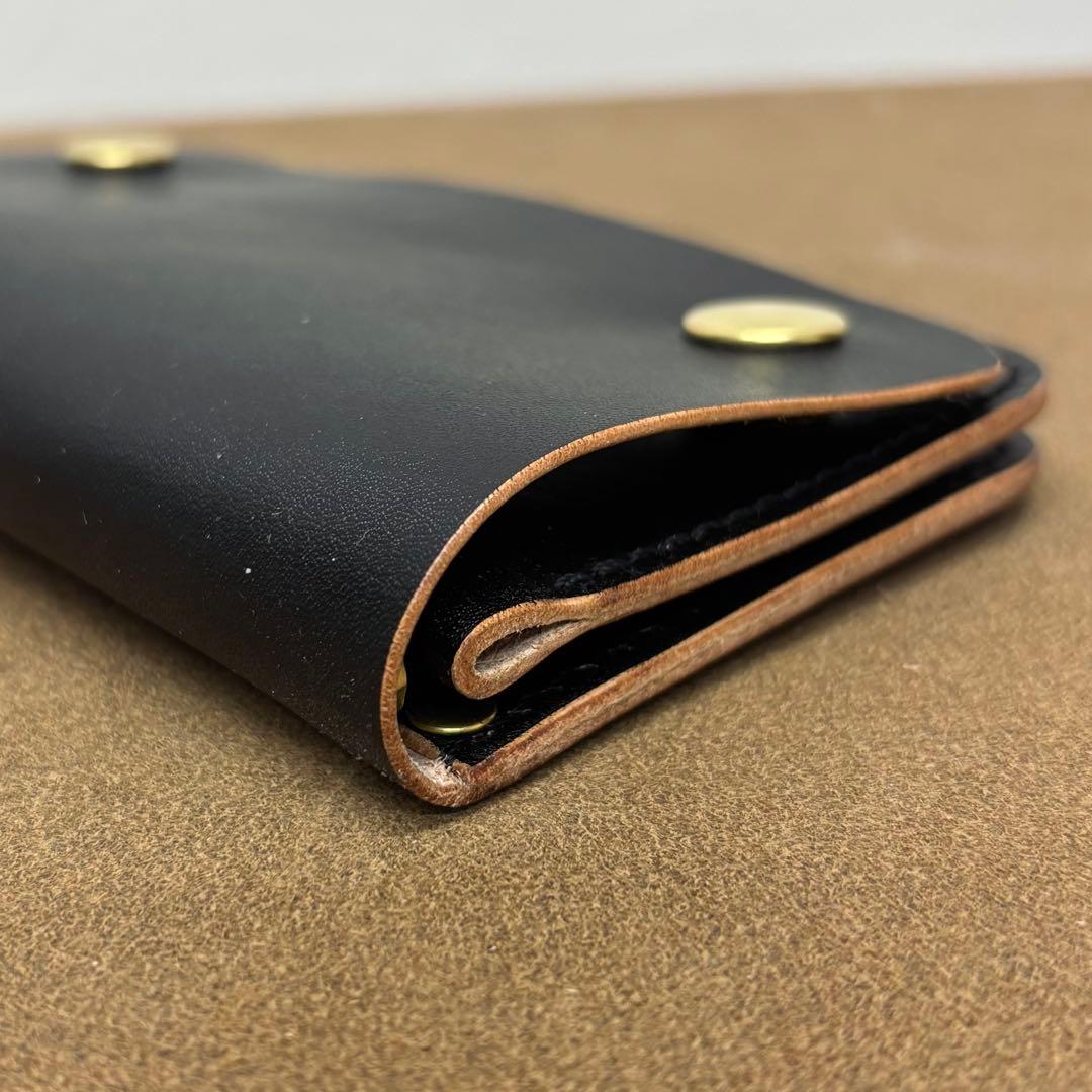 トラッカーウォレット　ミドル　黒　茶心　2層　薄型　栃木レザー