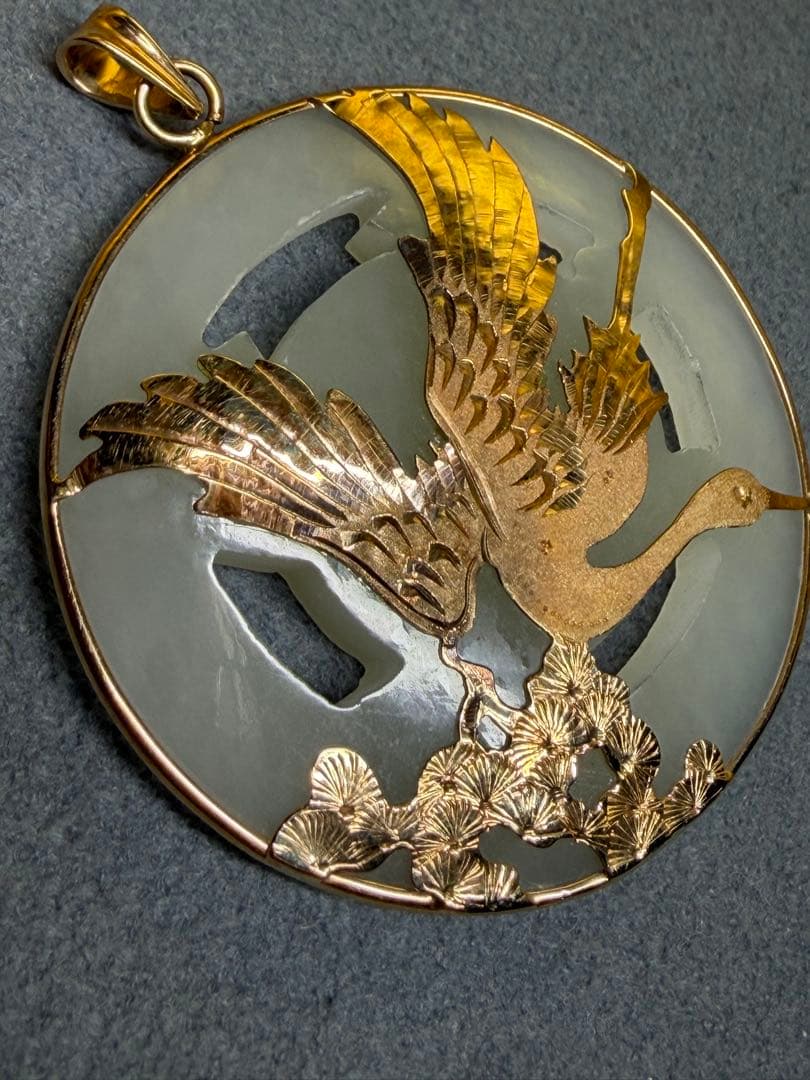 翡翠の鶴ペンダント 和田玉。14k金　　天然石　11.58g