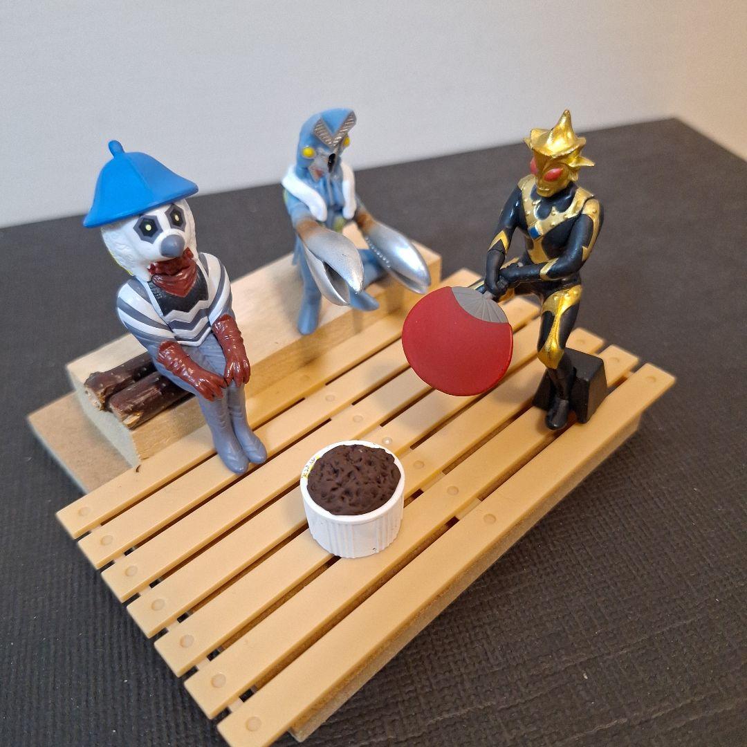 ウルトラマン星人サウナ 3種＋ジオラマ - メルカリ