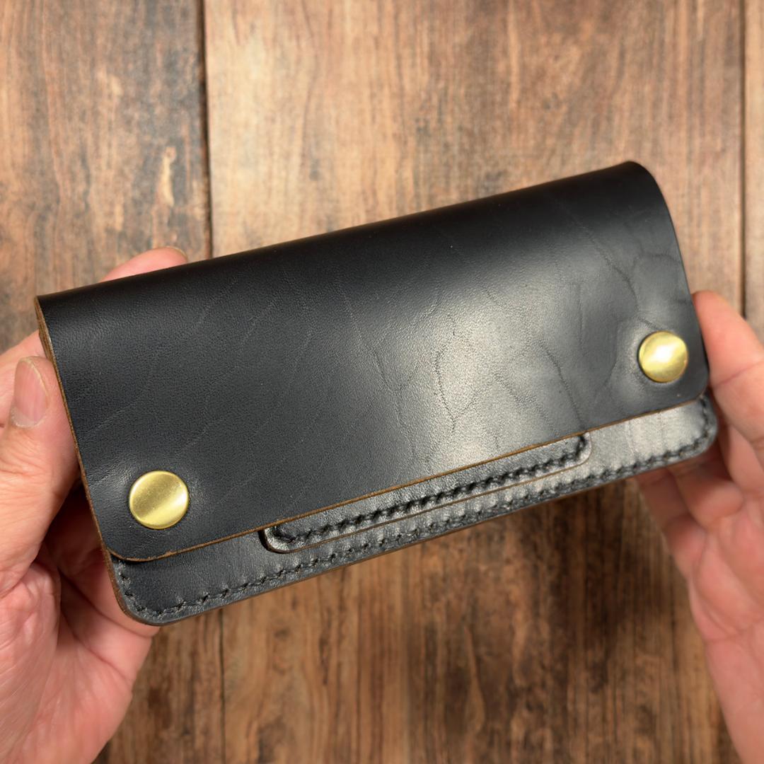 ホースバット・ロングトラッカーウォレット – ヴィンテージ感漂う本格