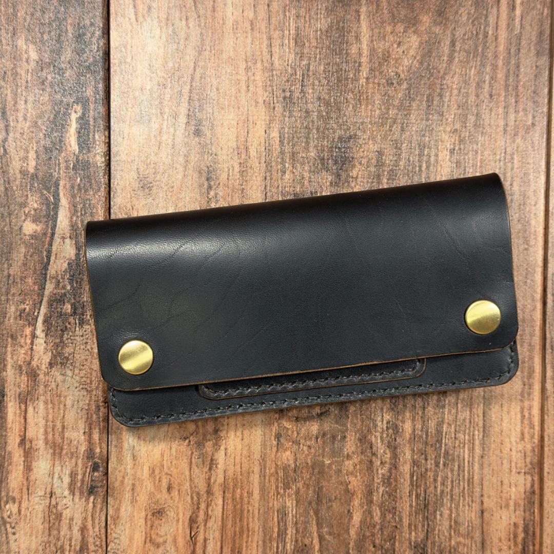 ホースバット・ロングトラッカーウォレット – ヴィンテージ感漂う本格
