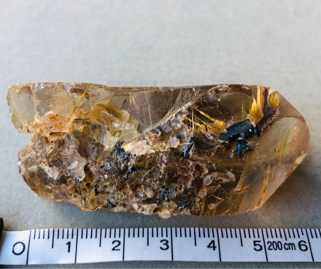 天然石ルチルクォーツ原石　針水晶ポイント型　ゴールデンルチルクォーツルースNo2