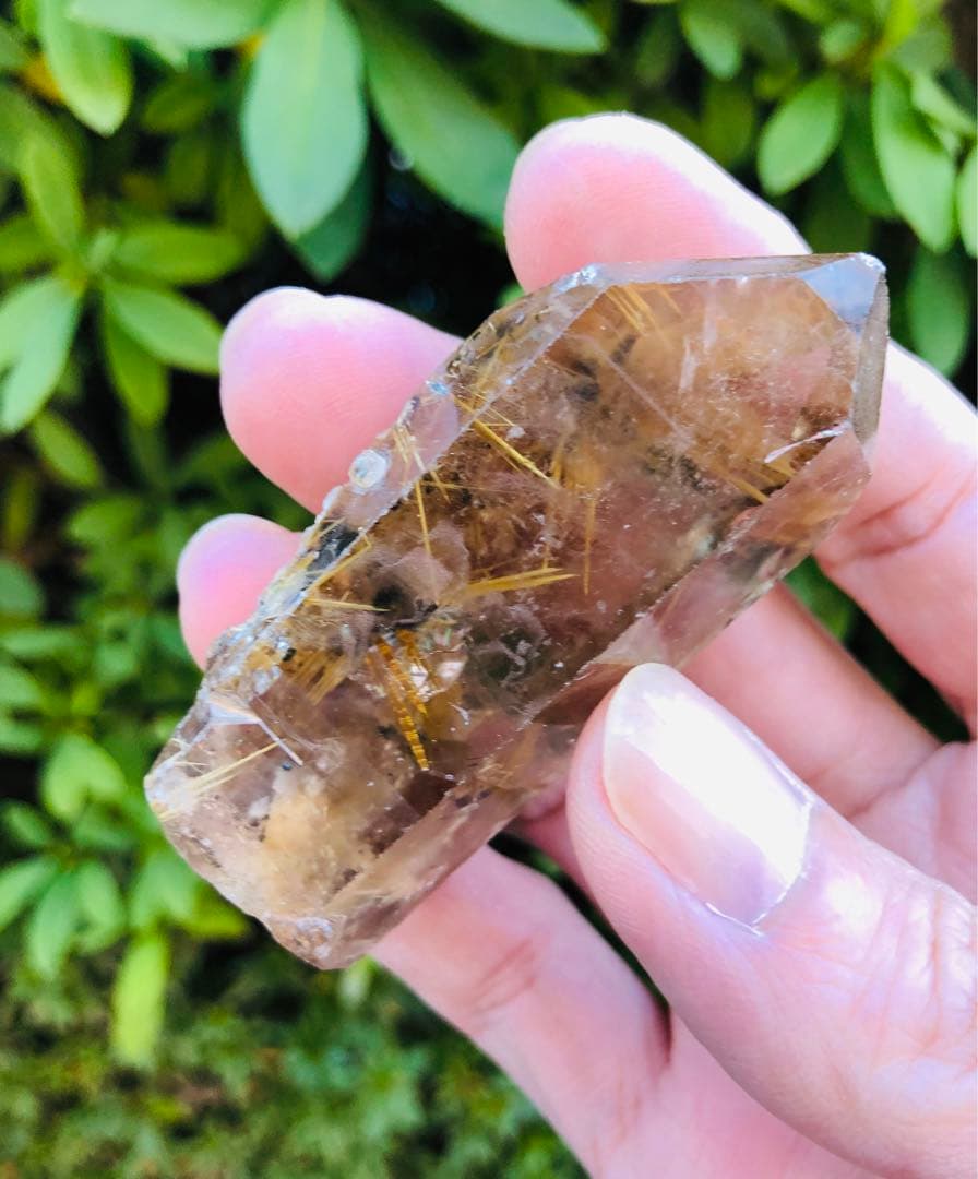 天然石ルチルクォーツ原石　針水晶ポイント型　ゴールデンルチルクォーツルースNo2