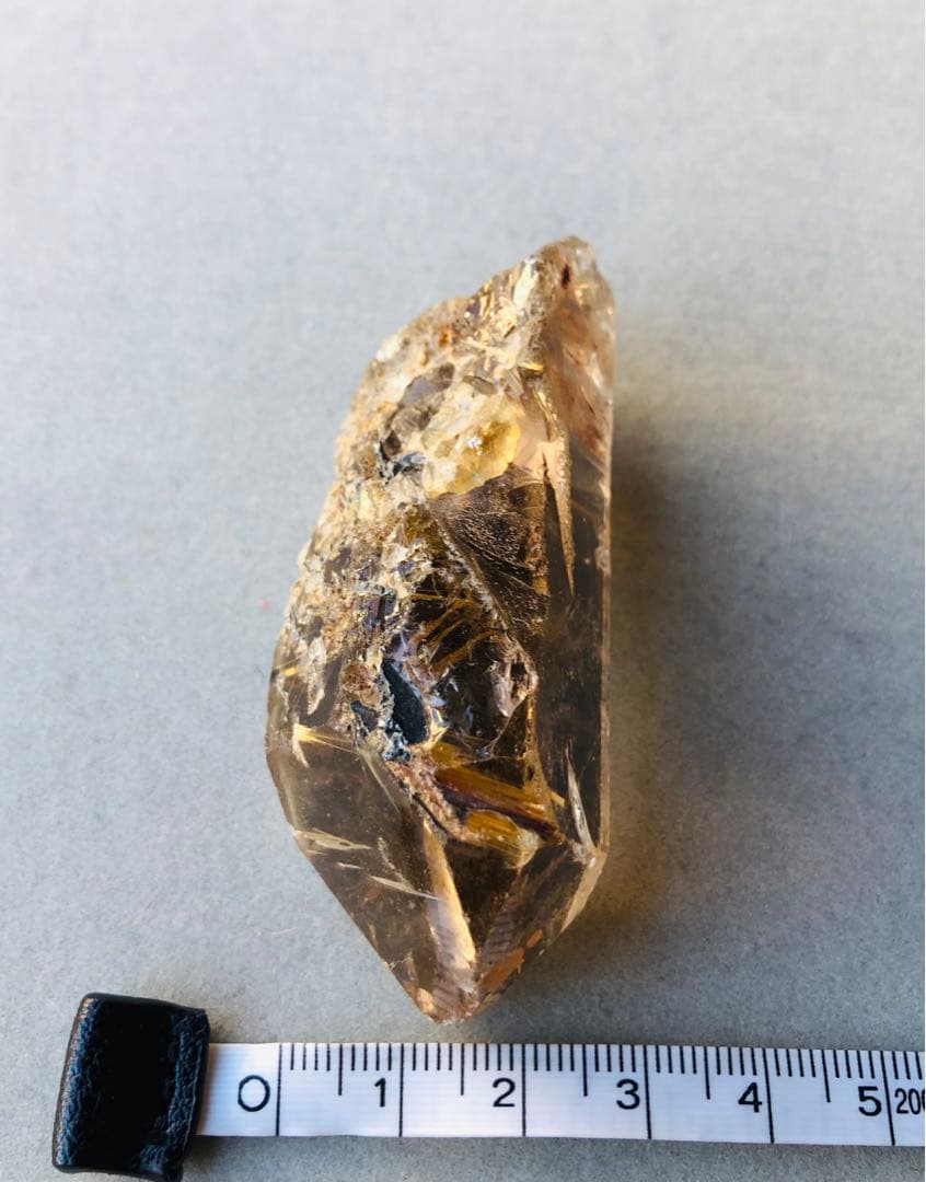 天然石ルチルクォーツ原石　針水晶ポイント型　ゴールデンルチルクォーツルースNo2
