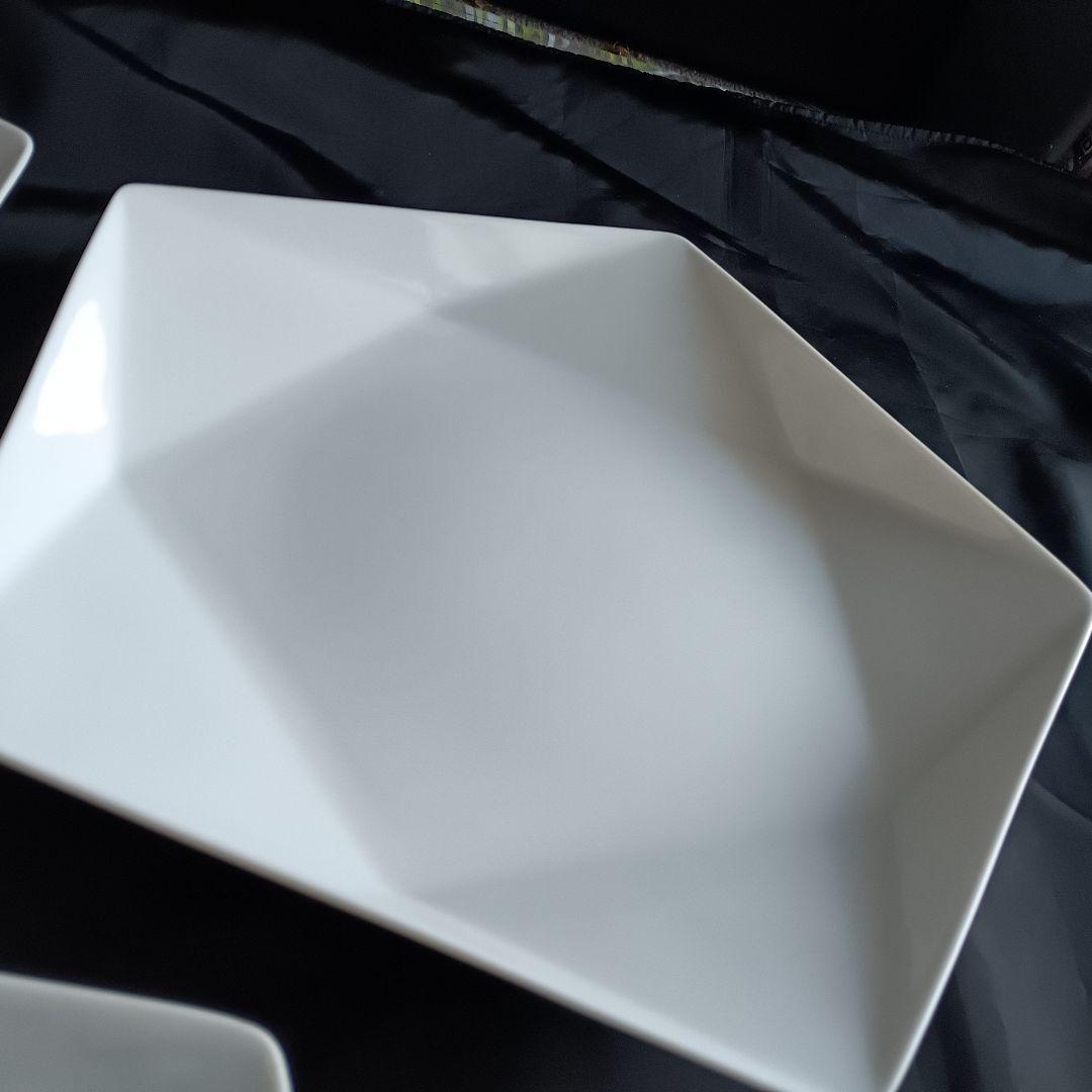 ホワイト多角形皿3枚セットアポロ白28cmプレート 30×28.5×3.4㎝