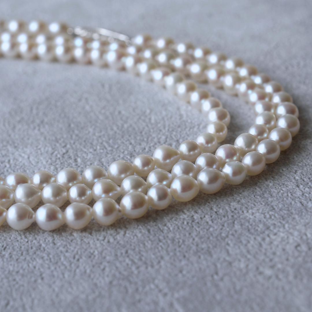 ベビーパールロングネックレス　希少　高品質　ロングネックレス　淡水パール　極小