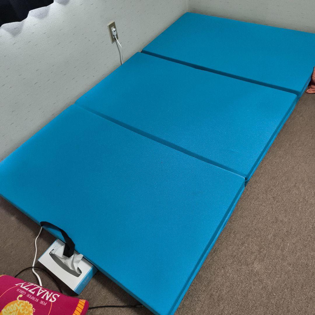 【ヨーネルコ】高反発マットレス 厚み10cm 三つ折り セミダブル