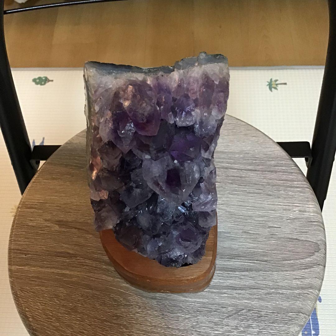 アメジストクラスター 台座一体型 1.8キロ！！