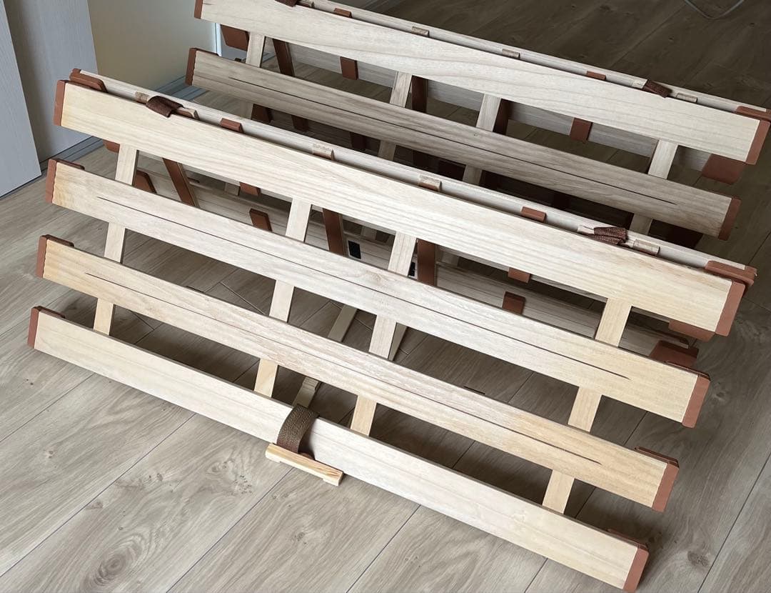 薄型軽量 桐すのこベッド 4つ折れ式