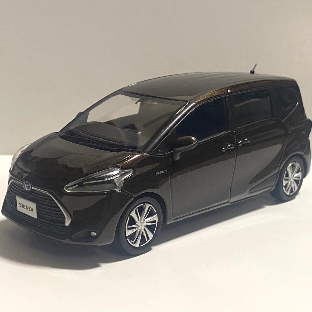 トヨタ シエンタ 後期 1/30カラーサンプル ヴィンテージブラウンパール