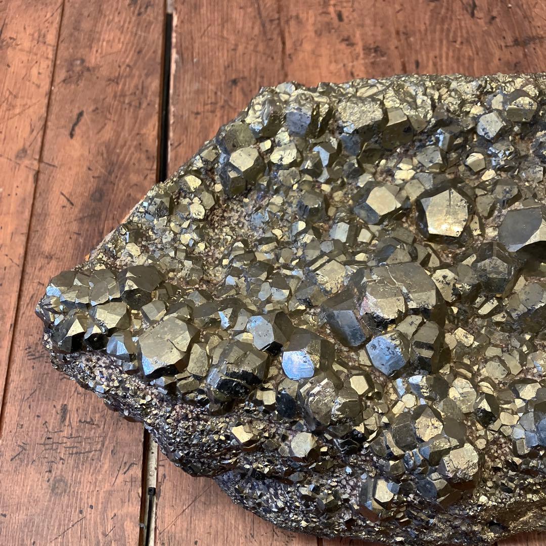 パワーストーン パイライト 黄鉄鉱 原石 鉱物 金運アップ 強運