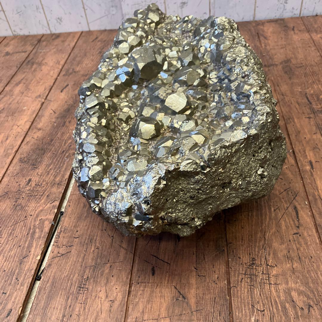 パワーストーン パイライト 黄鉄鉱 原石 鉱物 金運アップ 強運