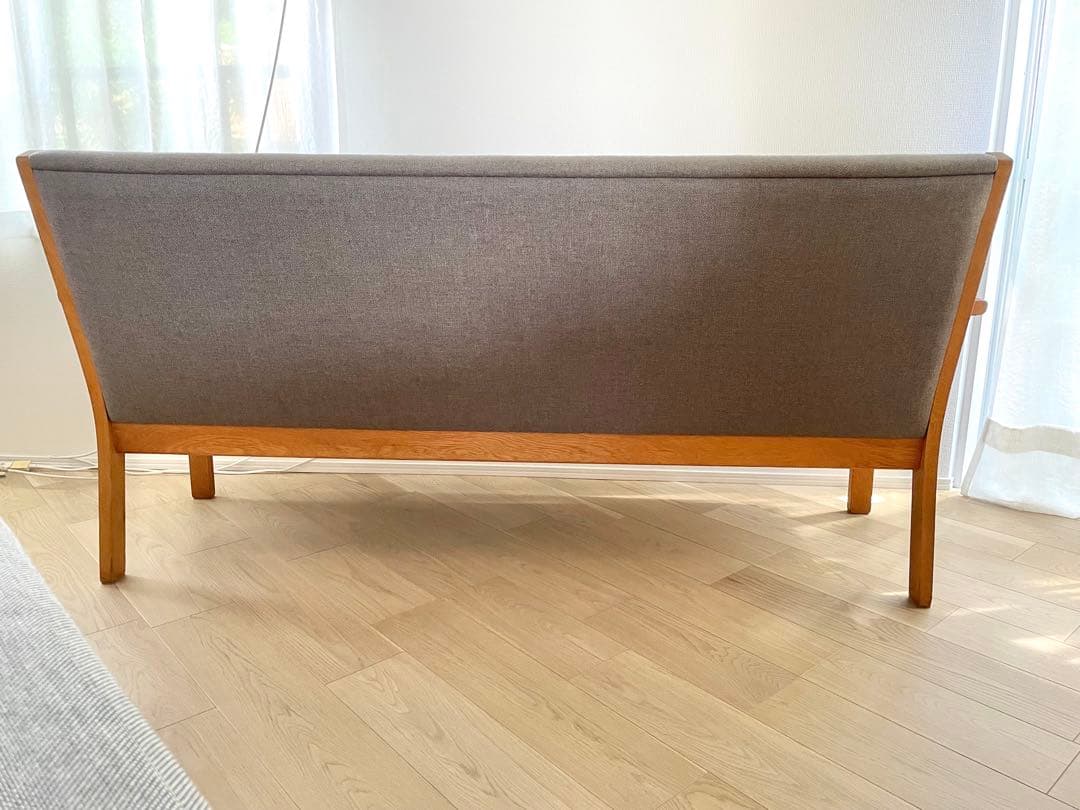 ハンス・ウェグナー GE181 3人掛けソファー