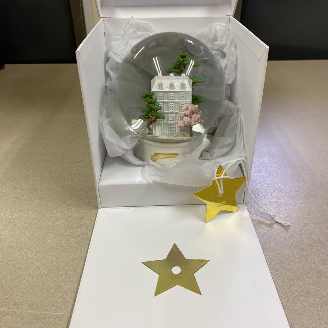 値下!Dior スノードーム snowglobe ノベルティ 2026 非売品 - メルカリ