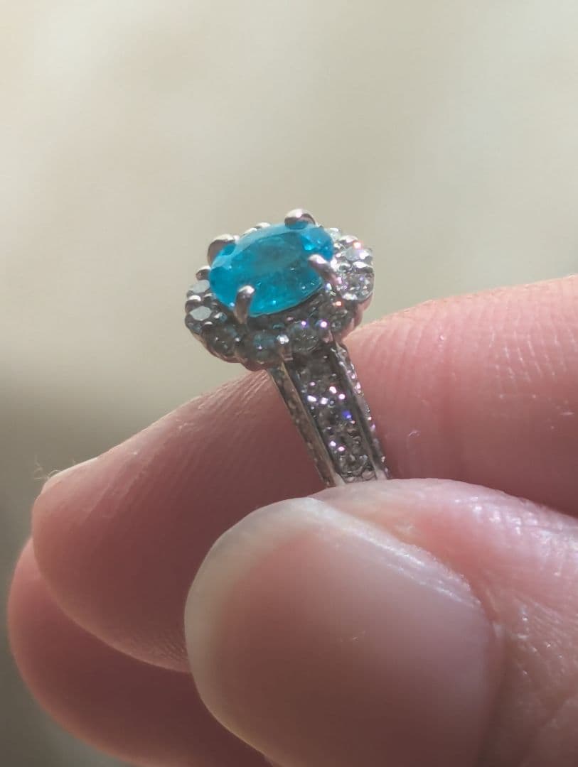 ブラジル産パライバトルマリン　0.52ct　PT900リング 鑑別書中宝とGIA