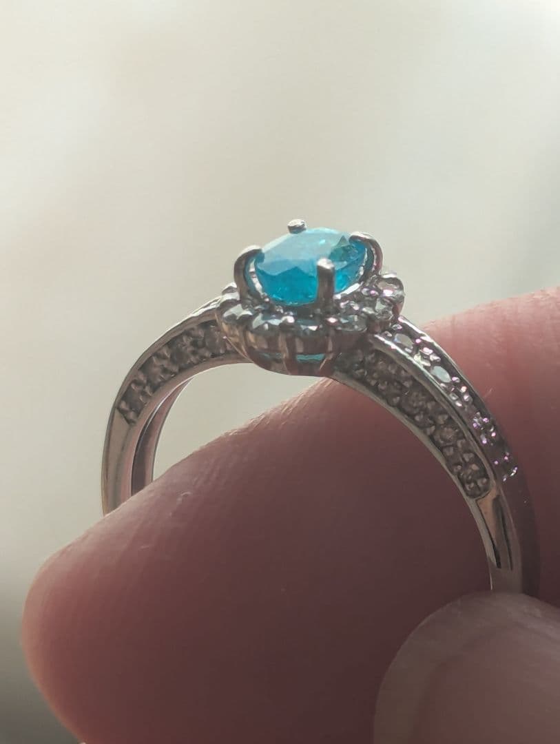 ブラジル産パライバトルマリン　0.52ct　PT900リング 鑑別書中宝とGIA