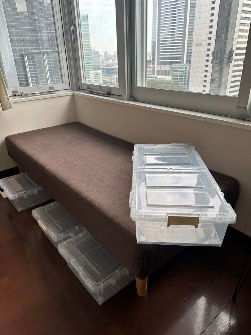 引き出し付きベッド