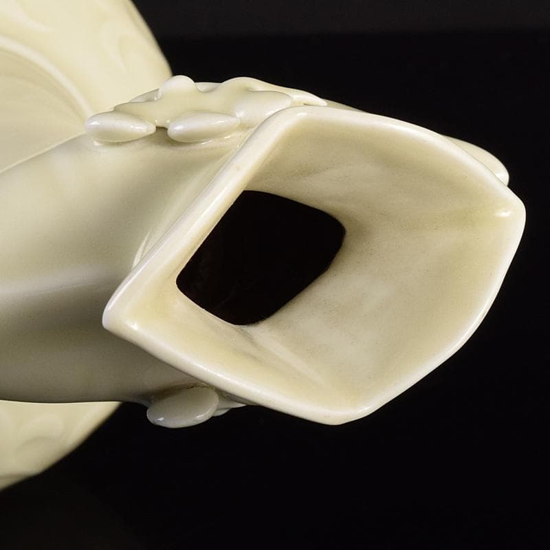 中国 官窯 白磁 陽刻 鳳凰唐草文 鳳首瓶 V R7679 - メルカリ