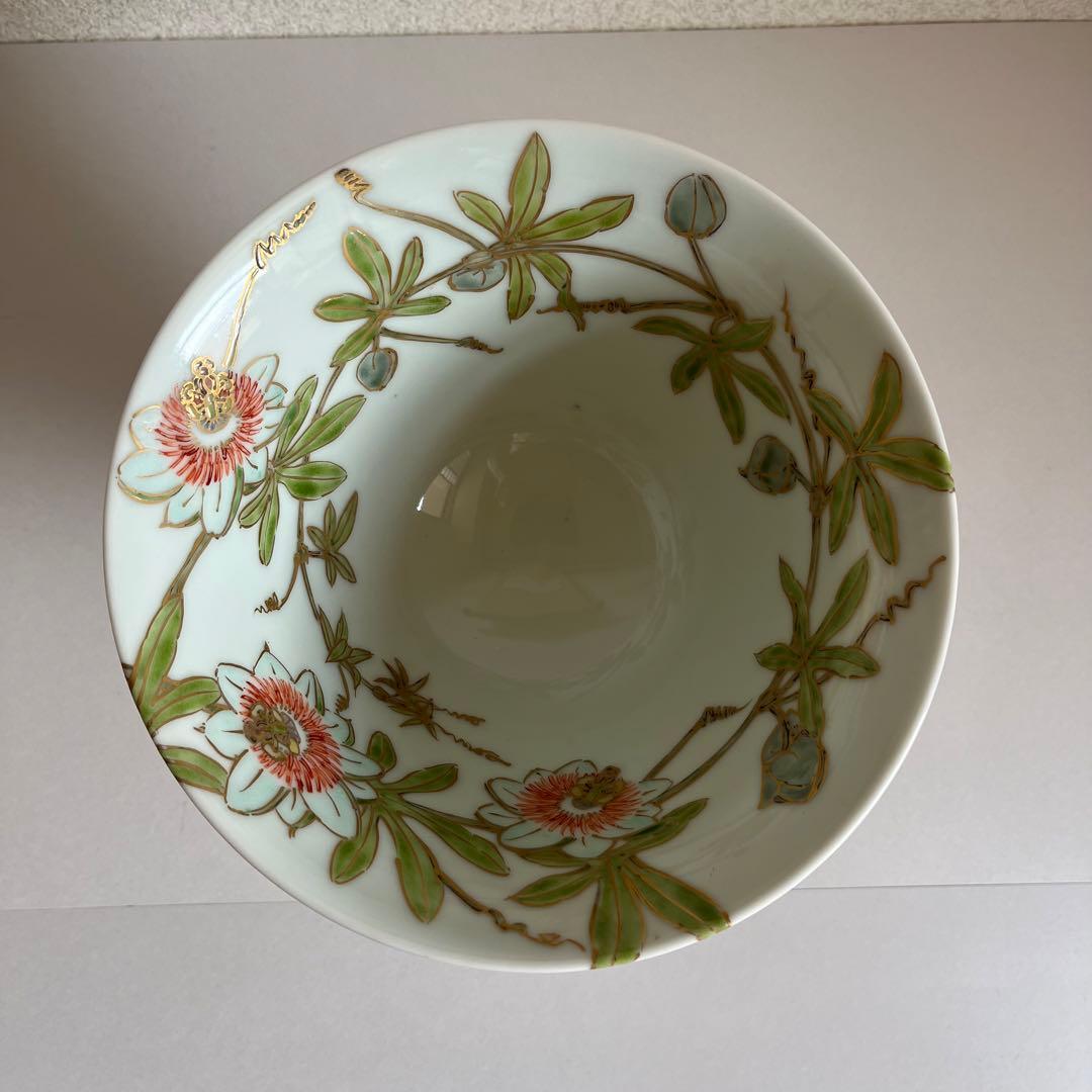 コンポート皿　作家物　色絵磁器　「時計草」