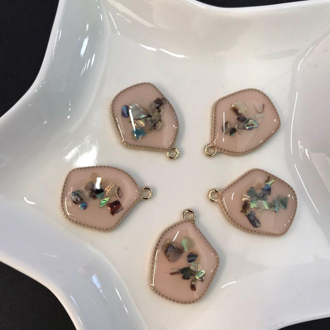 100個 オパール風 いびつパーツ