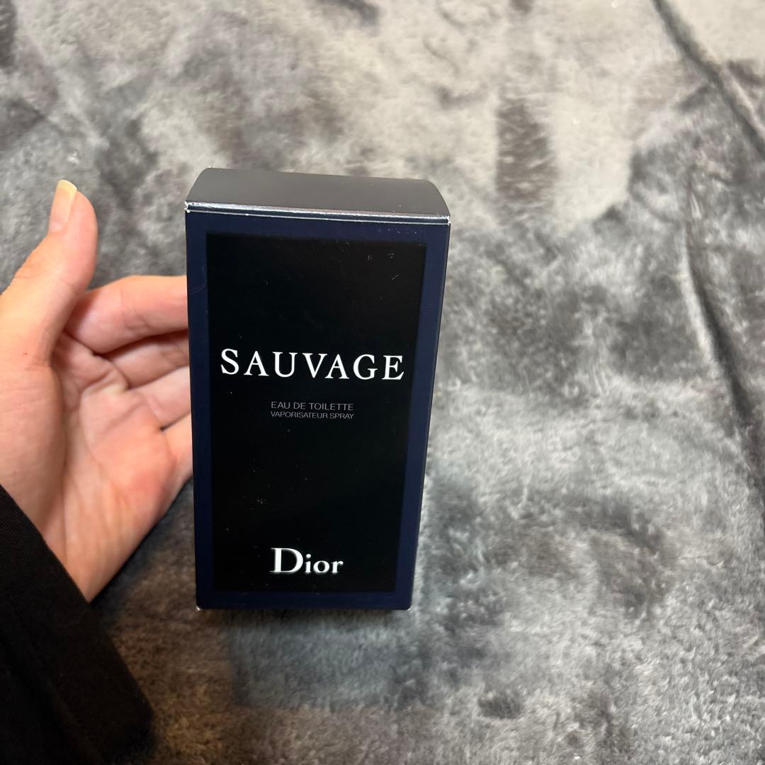 Dior SAUVAGE 男性用香水