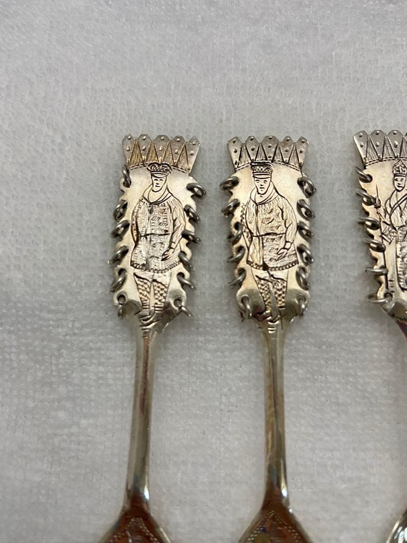 スウェーデン製 ハンドメイド シルバー スプーン 6本セット（2セット×3絵柄）