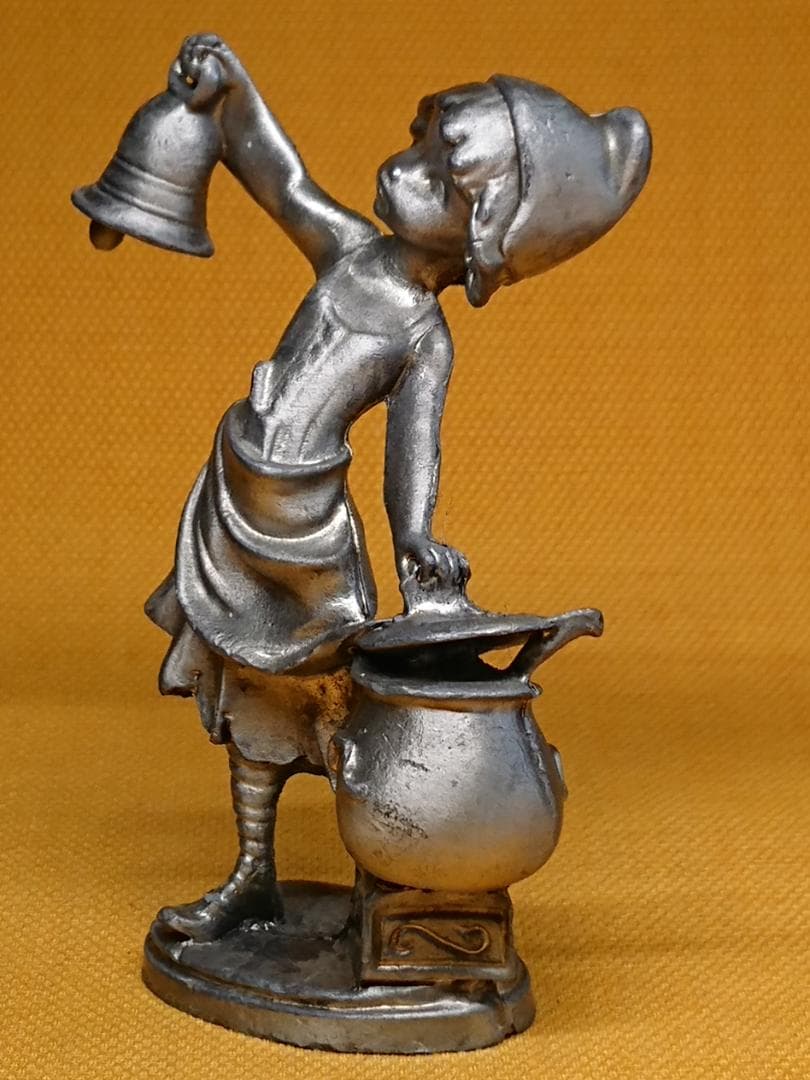 【美品】人形　金属　イタリア　置物　インテリア　工芸品　美術品　A2962