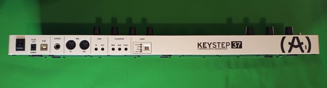 【美品MIDI鍵盤】 KeyStep 37／Arturia 【シーケンサー機能】