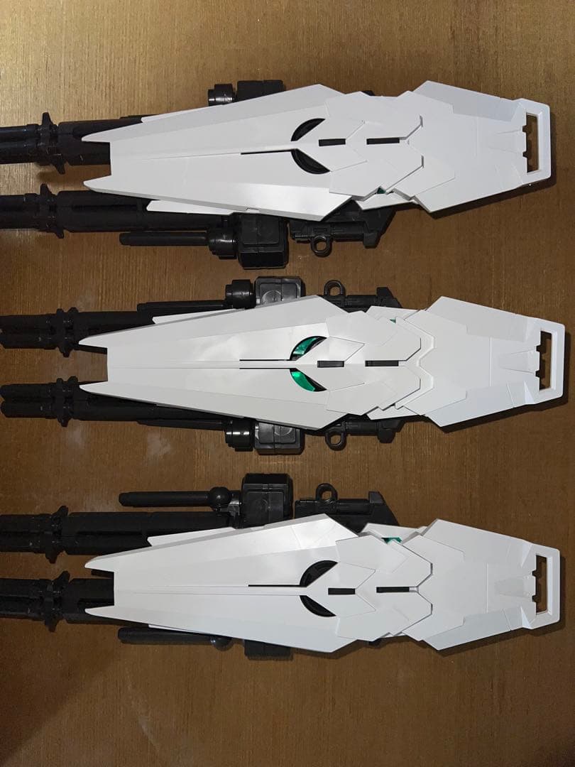 PG ユニコーンガンダム [最終決戦Ver.] 途中まで作成済み LEDあり