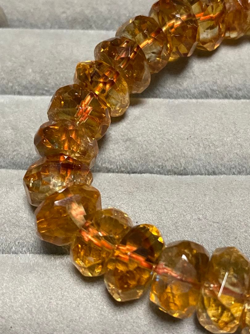 ohana smile⭐︎高品質大玉ウイスキーシトリン　ボタンカットブレスレット