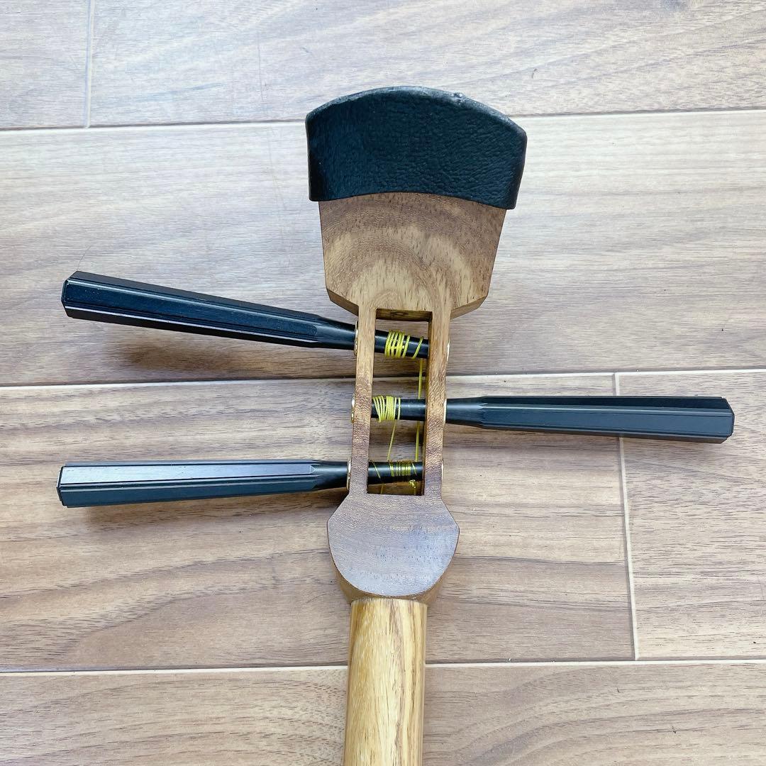 三味線 樫棹　細棹 犬皮 付属品多数 バチ付き