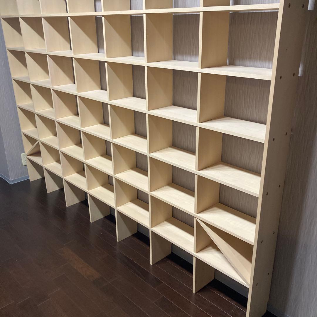 マルゲリータ　壁一面　本棚　シェルフ　縦10コマ×横7コマ　奥行180mm