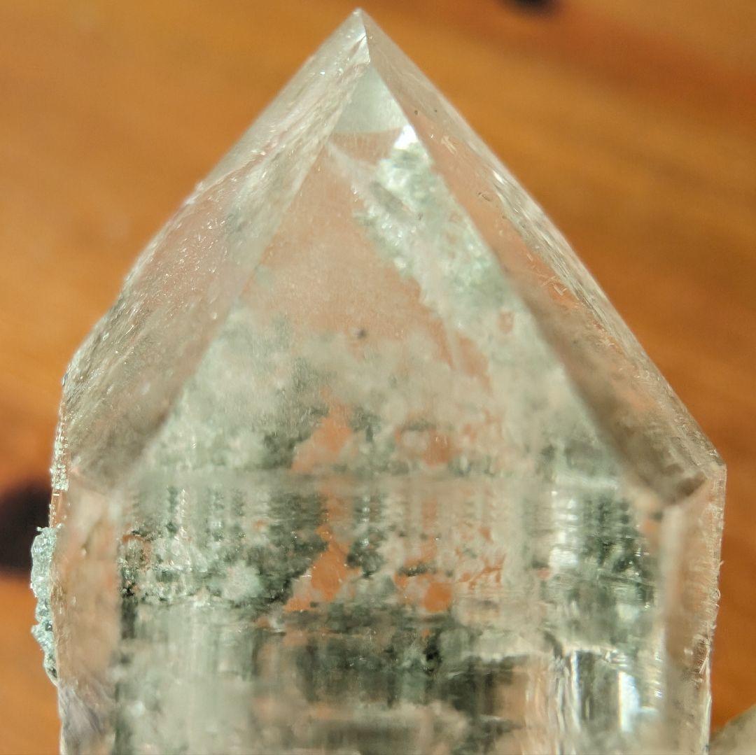 ファントム入り　マニハール産　水晶クラスター　A