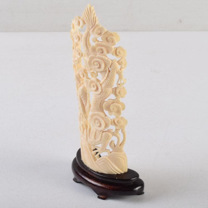 中国　獣骨製　雲龍透かし彫　硯屏　置物　唐木台付　N　9110