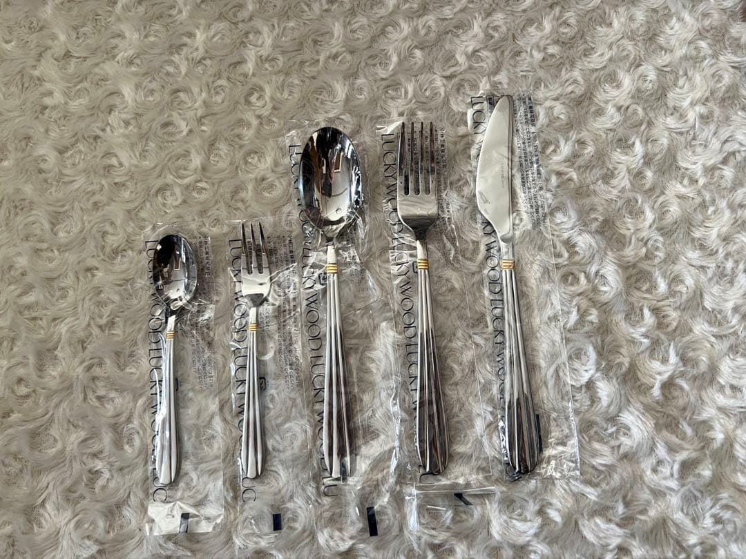 【専用】ラッキーウッド カトラリーセット　サントラル（金彩）ディナーセット※